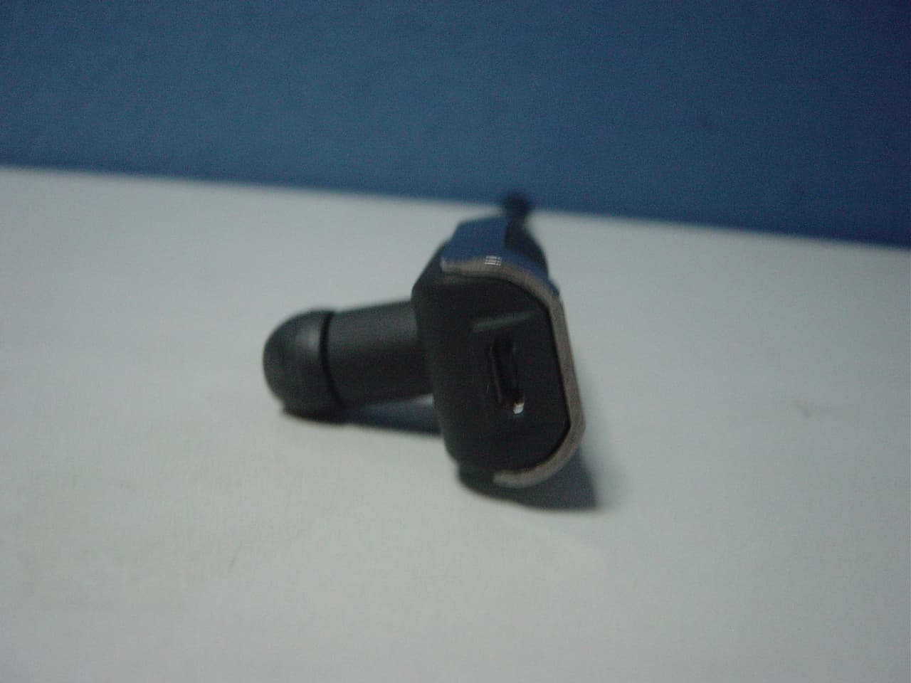 BLUETOOTH EARPHONE - FCC ID SOM-203099 - VXI Corporation (3)