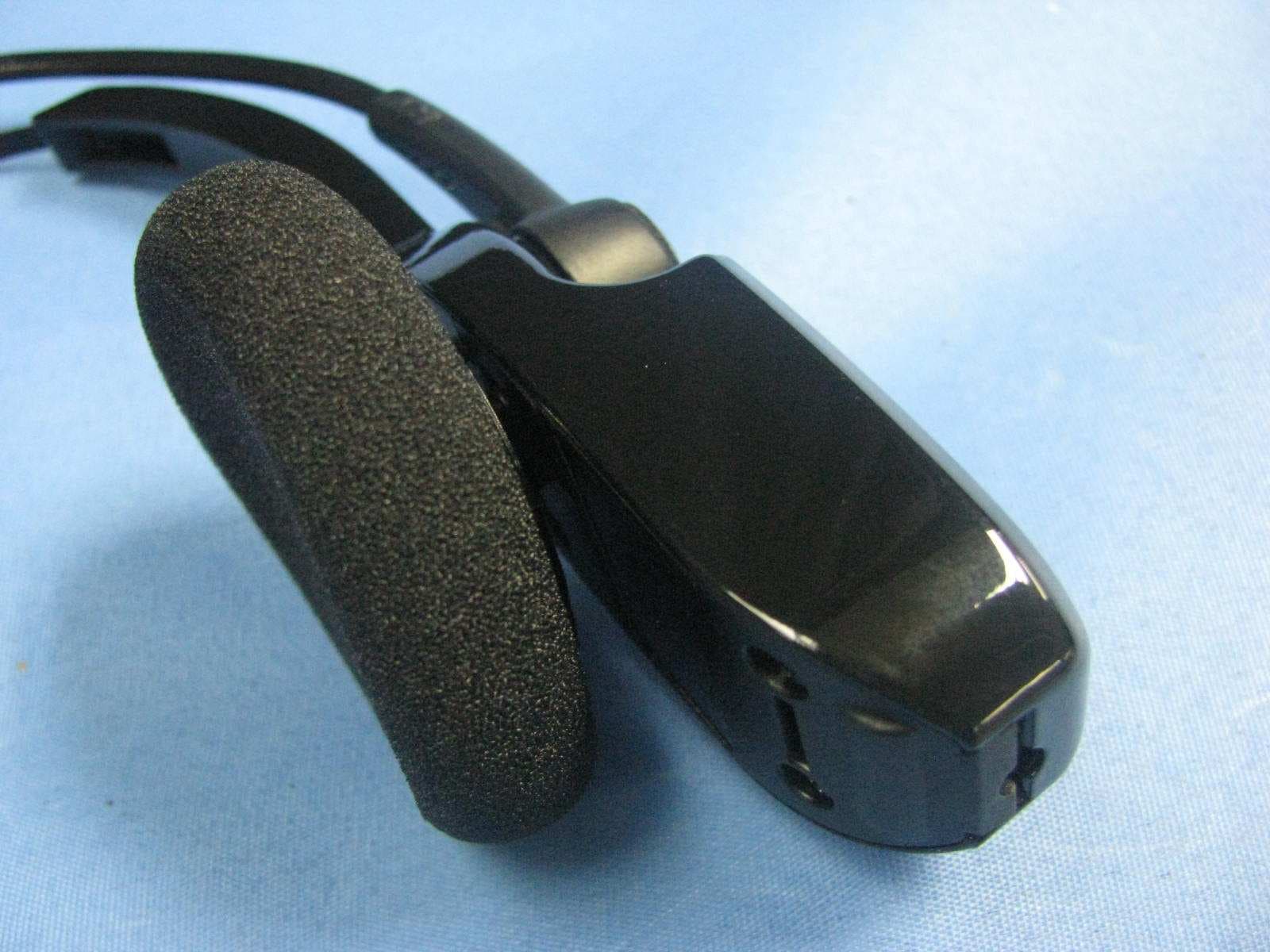Bluetooth wireless headset - FCC ID SOM-203100 - VXI Corporation (3)