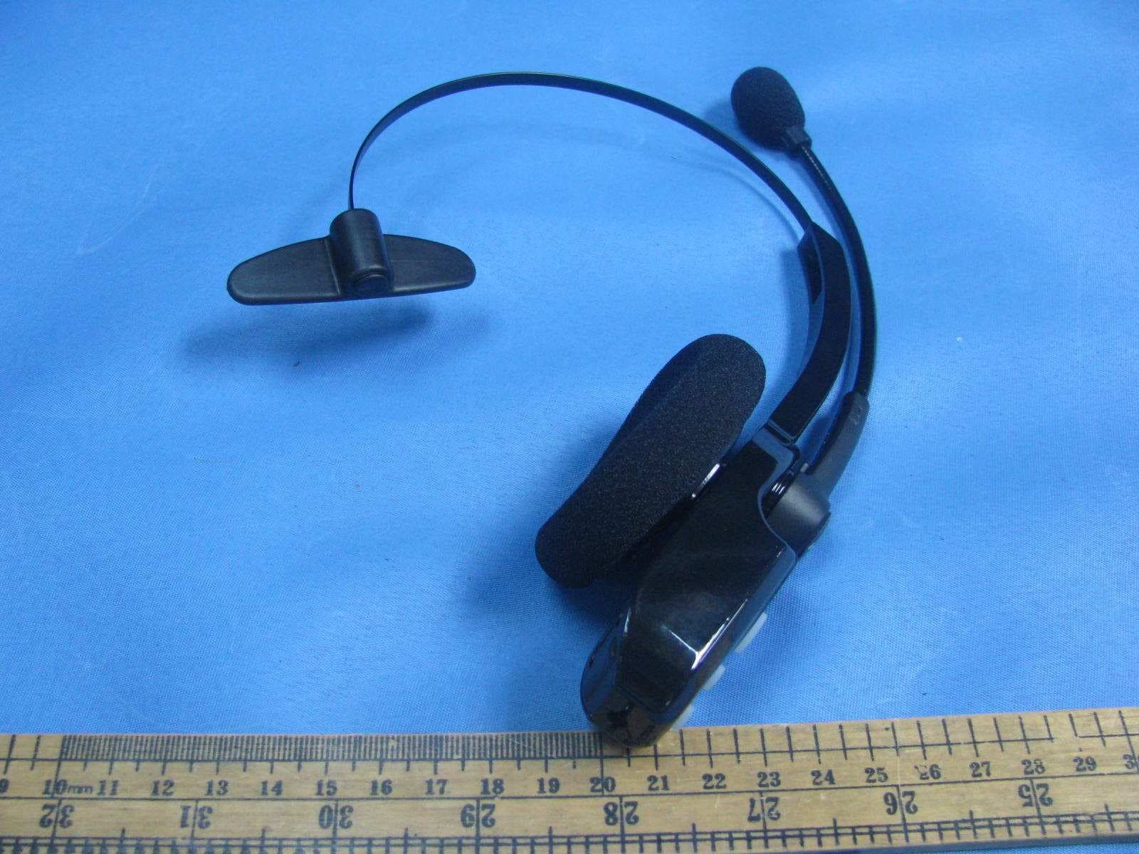 Bluetooth wireless headset - FCC ID SOM-203100 - VXI Corporation