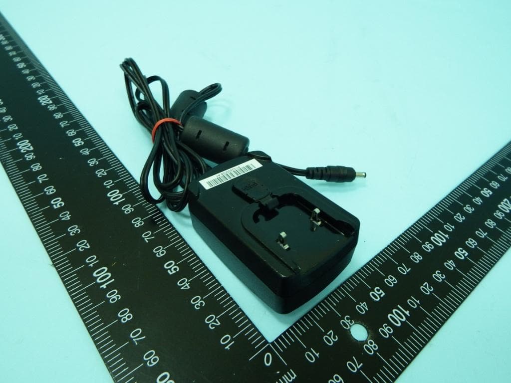 Hi-Gain Wireless-300N Smart Dish Repeater - FCC ID SOY-HAW2DR - Hawking Technologies, Inc. (3)