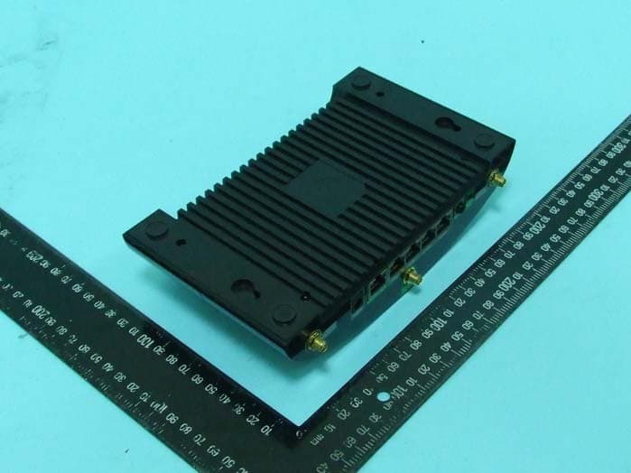 Hi-Gain Wireless-N Dual Radio Smart Repeater Pro - FCC ID SOY-HAW2R1 - Hawking Technologies, Inc. (3)