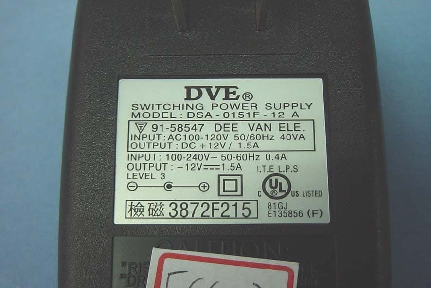 802.11b/g Adjustable WiFi Signal Booster - FCC ID SOYHSB1 - Hawking Technologies, Inc.