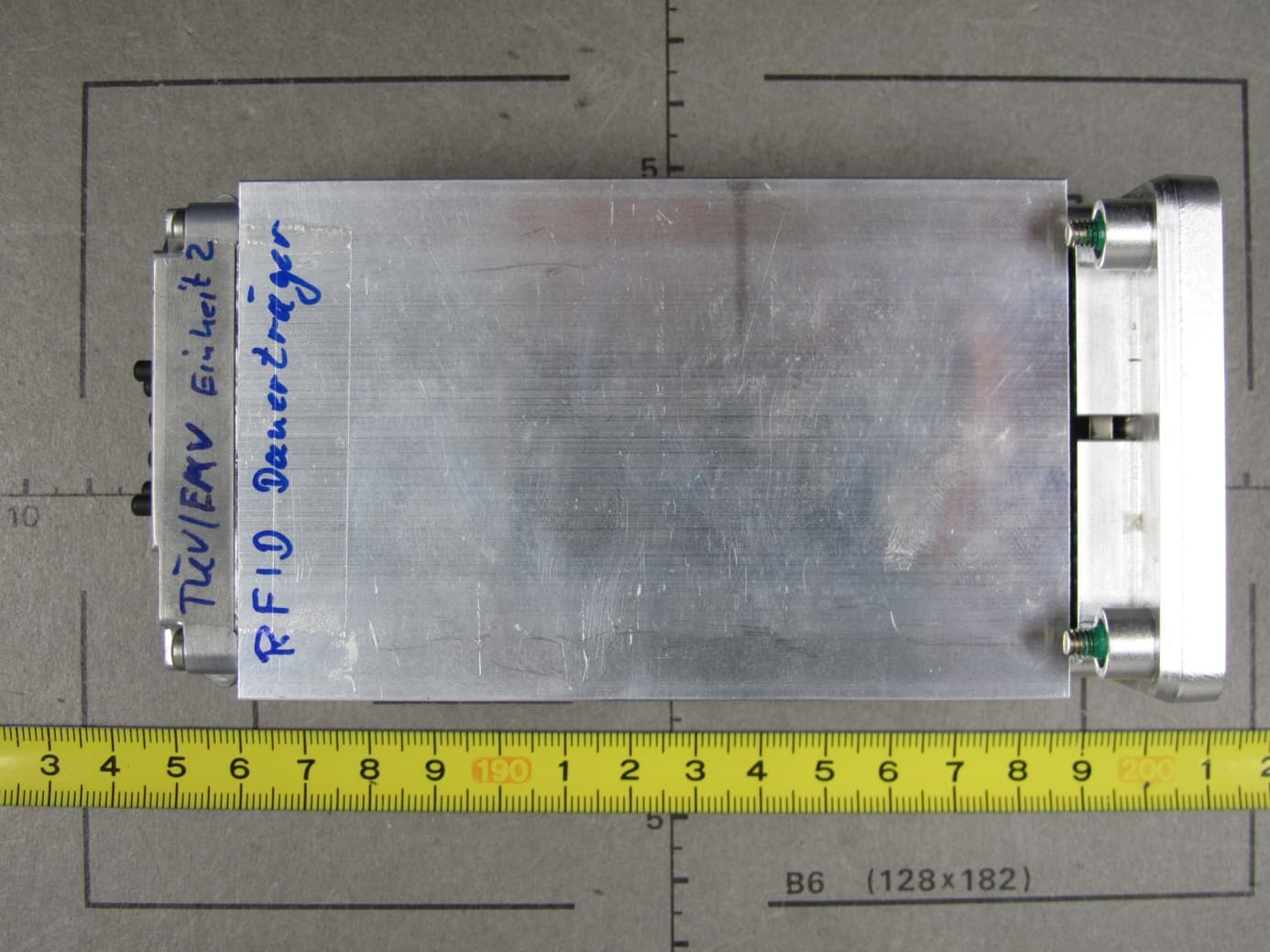 Positioning tool for antennas - FCC ID SP3-86010153 - Ericsson Antenna Technology Germany GmbH