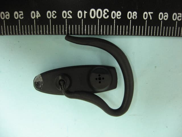Bluetooth Mono Headset - FCC ID SPEBTH07A2 - Celltrend International Co., Ltd. (5)