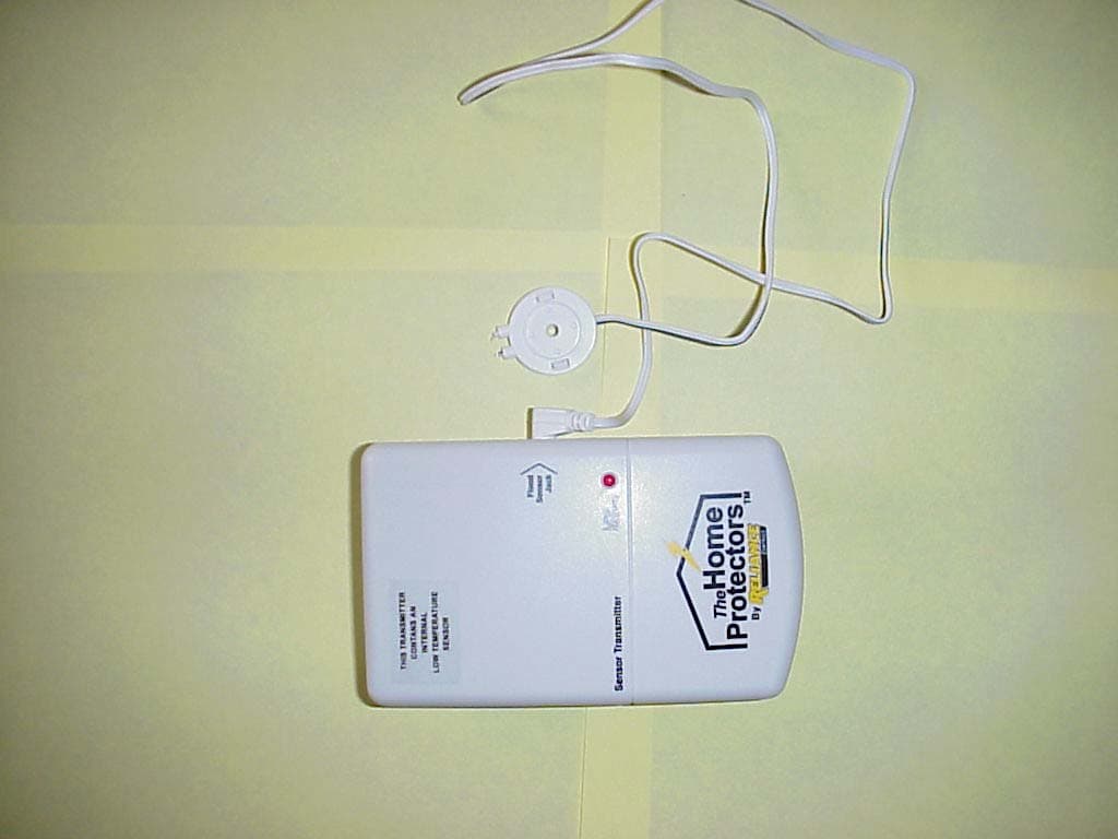Wireless Remote Flood or Freeze Warning Alarm - FCC ID SPV-11031 - Reliance Controls Corporation (3)