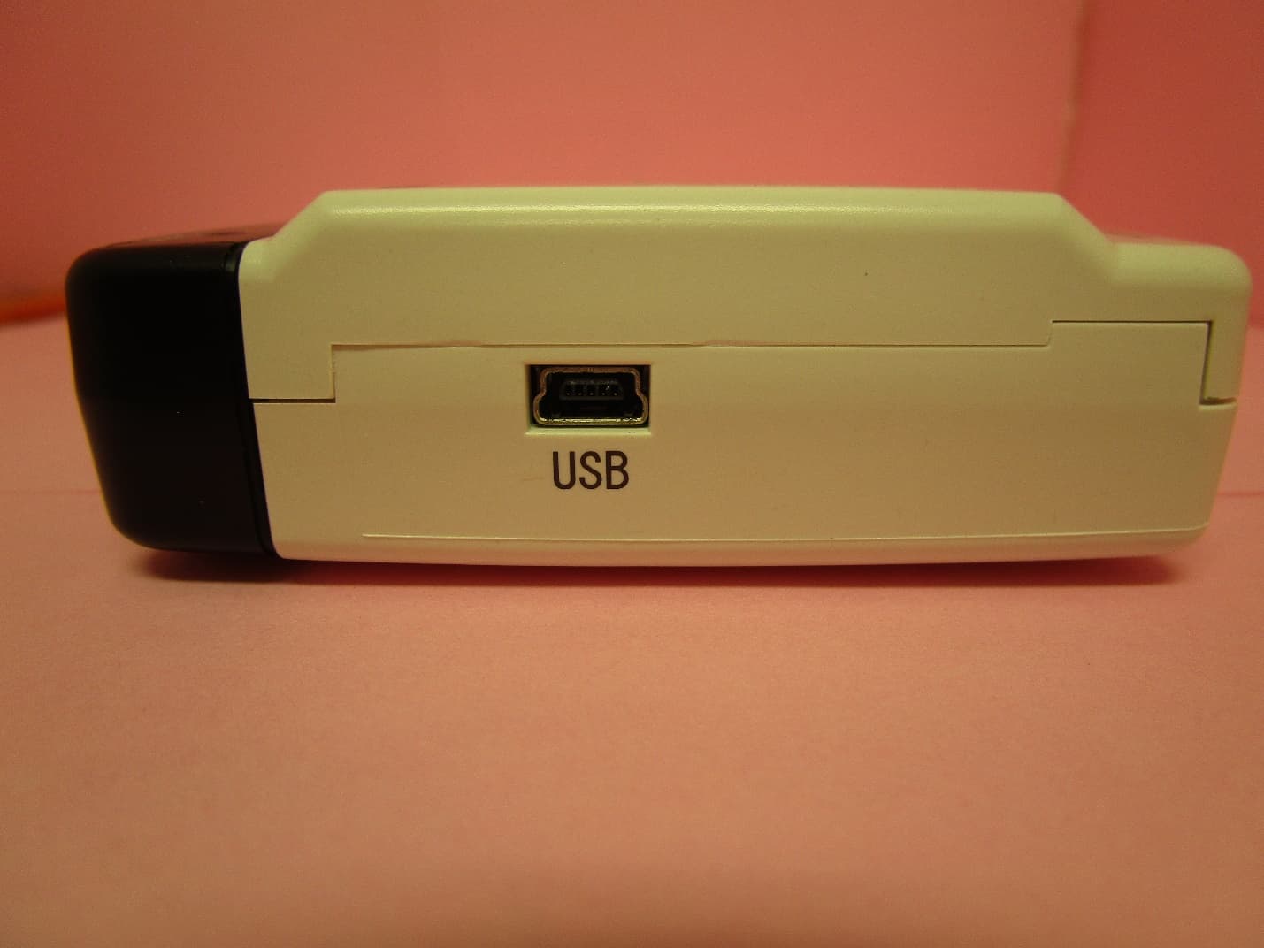 Data Logger Base Unit - FCC ID SRD10100 - TandD Corporation
