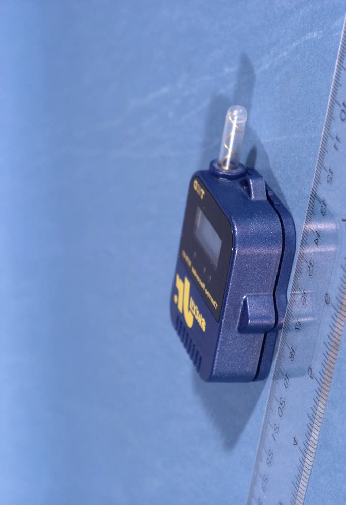 900 MHz Data Recorder - FCC ID SRDRTR5X - TandD Corporation (3)