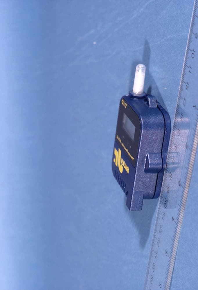 900 MHz Data Recorder - FCC ID SRDRTR5X - TandD Corporation (4)