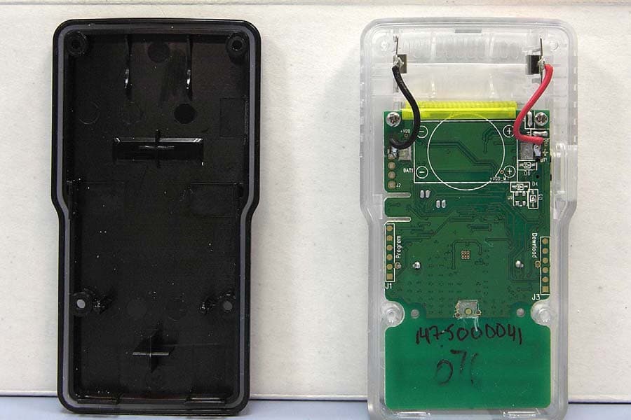TEMPTALE4 RF MONITOR STORES TEMPERATURE VALUES, IDENTIFIES LOCATIONS TRAVELED THROUGH AND STORES SHIPMENT INFORMATION. ALL OF THIS INFORMATION CAN BE TRANSMITTED WIRELESSLY TO A LOCAL COMPUTER. - FCC ID SRMT11012177 - Sensitech, INC.