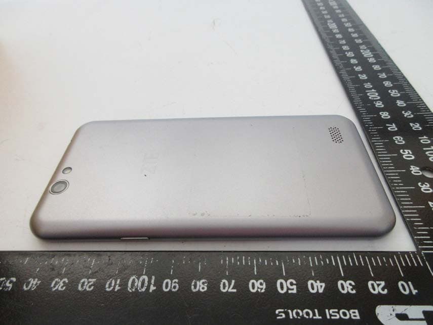 LTE Digital Mobile Handset - FCC ID SRQ-A465 - ZTE Corporation (5)