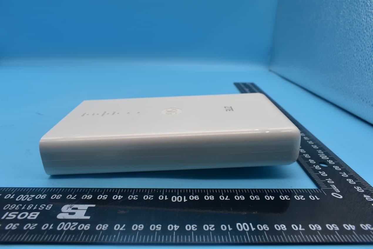 WLAN Router (5G NR/LTE/WCDMA/BT BLE) - FCC ID SRQ-MC7010CA - ZTE Corporation (4)