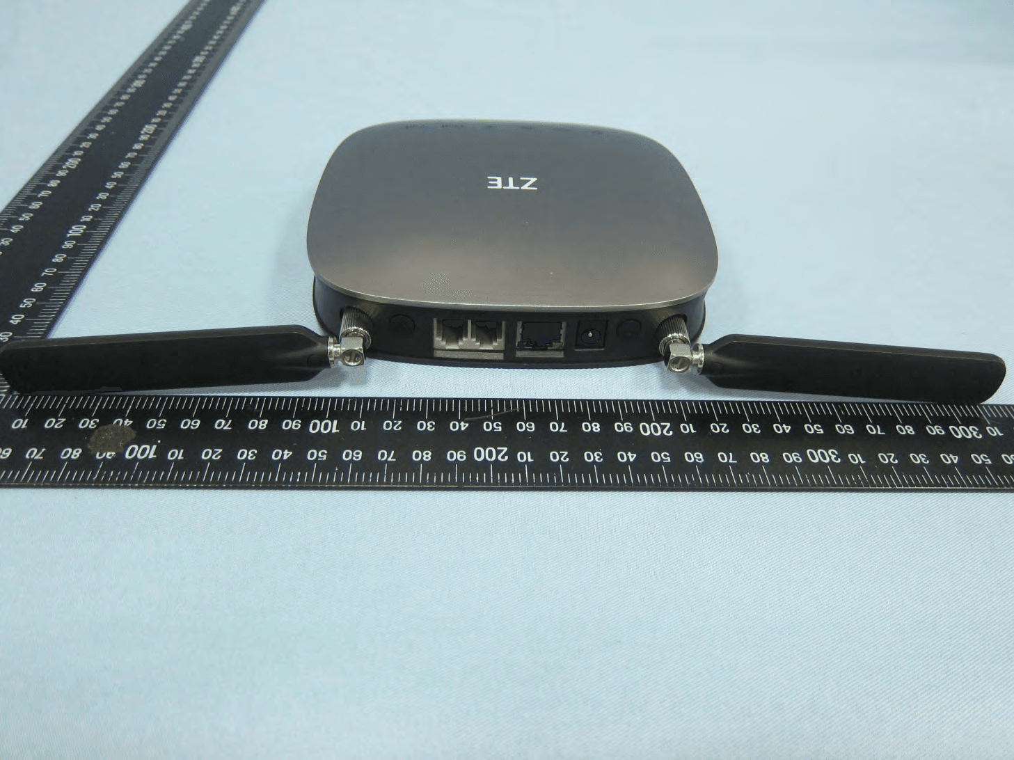 Rogers HSPA/LTE CPE - FCC ID SRQ-MF275R - ZTE Corporation (4)