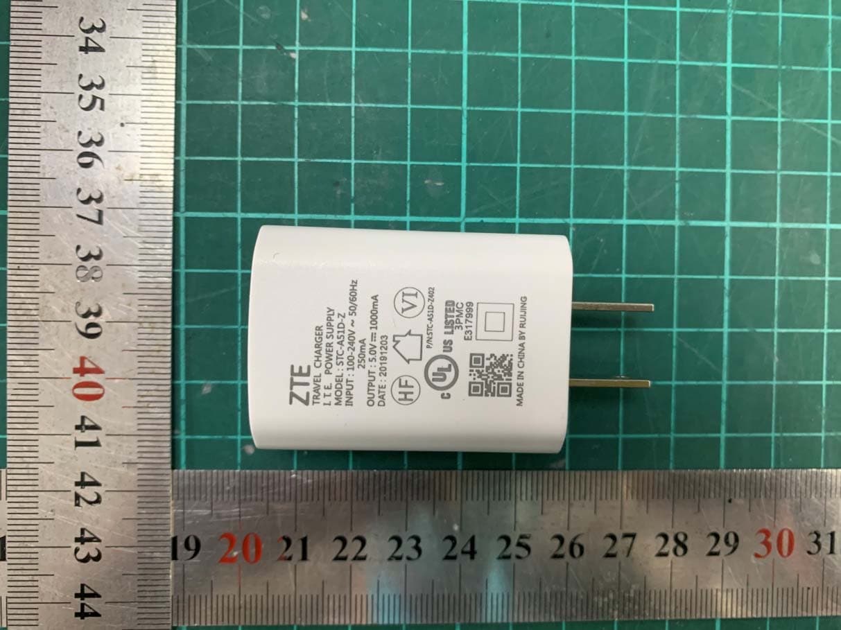 LTE ufi Hotspot - FCC ID SRQ-MF928 - ZTE Corporation (2)