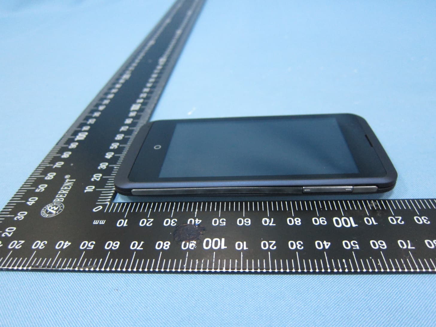 WCDMA/GSM(GPRS) Dual-Mode Digital Mobile Phone - FCC ID SRQ-OPENC - ZTE Corporation (3)