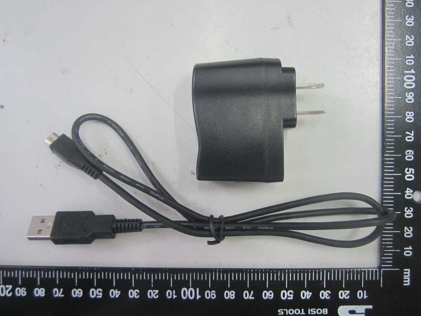 WCDMA Digital Mobile Handset - FCC ID SRQ-V779M - ZTE Corporation (4)