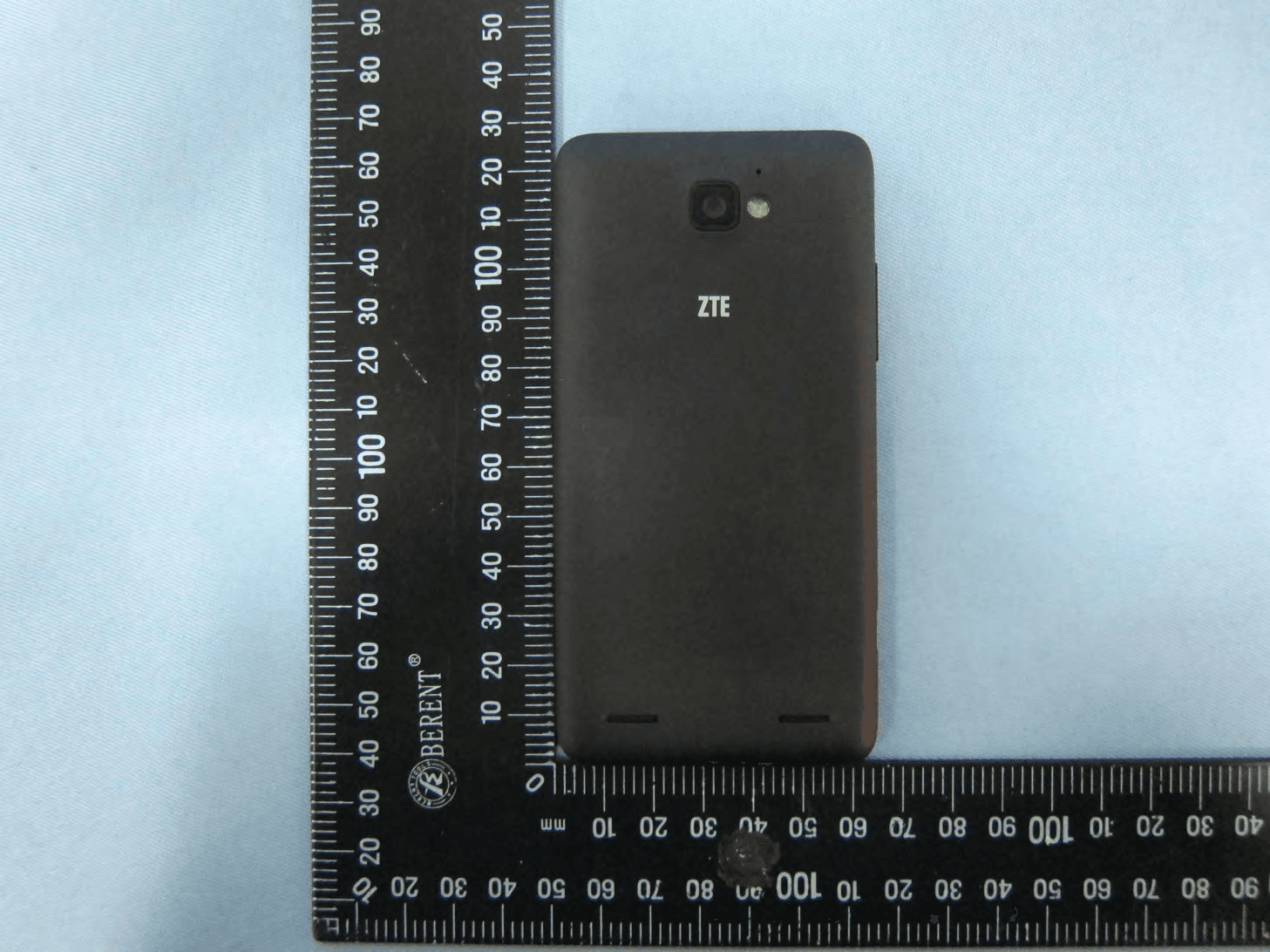 WCDMA/GSM(GPRS) Dual-Mode Digital Mobile Phone - FCC ID SRQ-Z753G - ZTE Corporation (3)