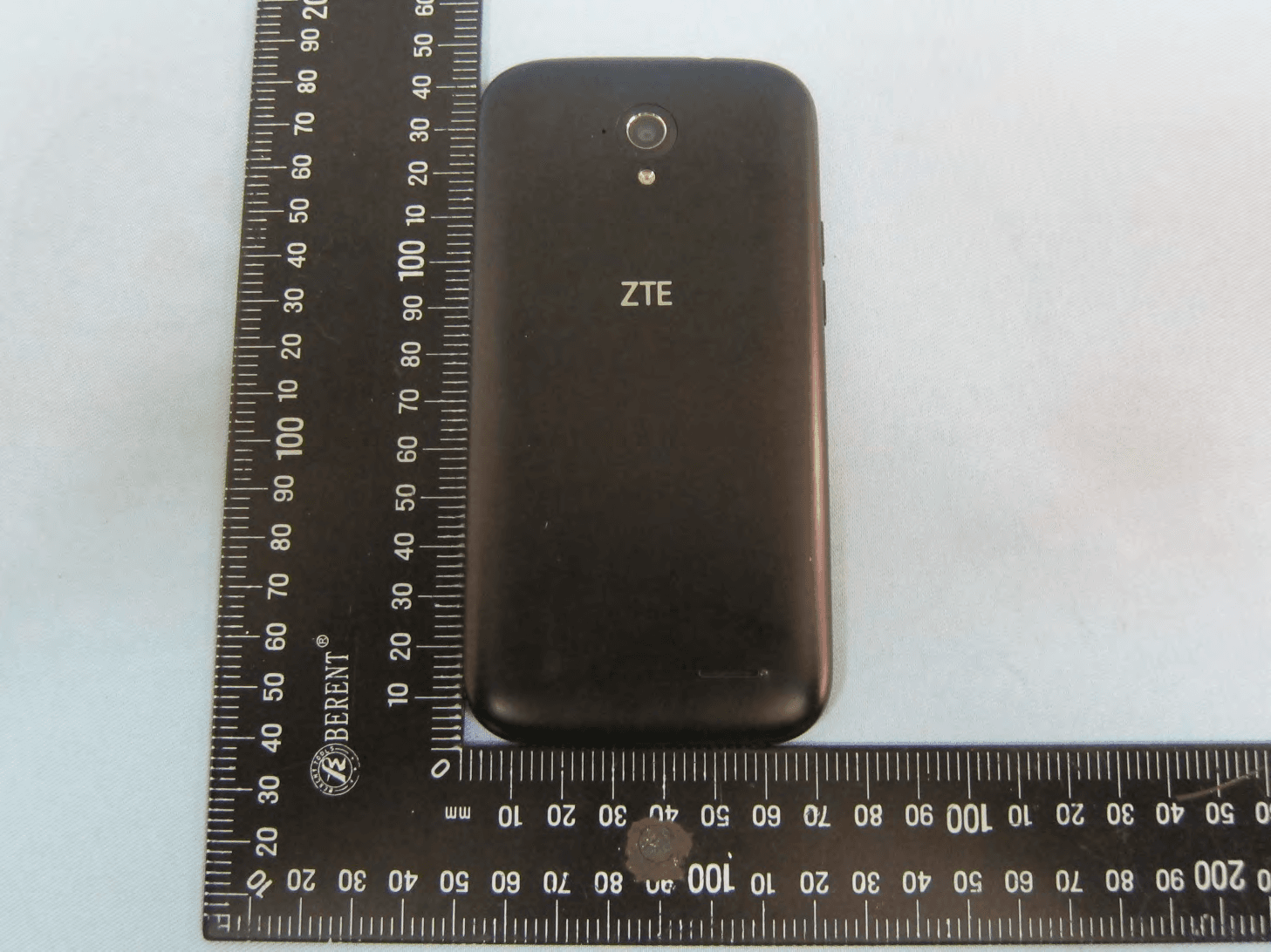 LTE/CDMA Dual-Mode Digital Mobile Phone - FCC ID SRQ-Z819L - ZTE Corporation (3)