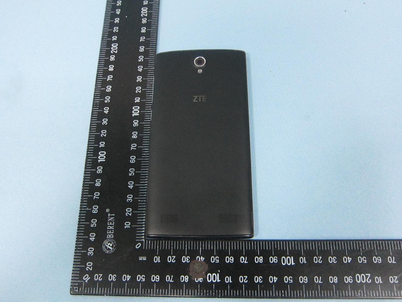 LTE/WCDMA/GSM Tri-Mode Digital Mobile Phone - FCC ID SRQ-Z955L - ZTE Corporation (3)