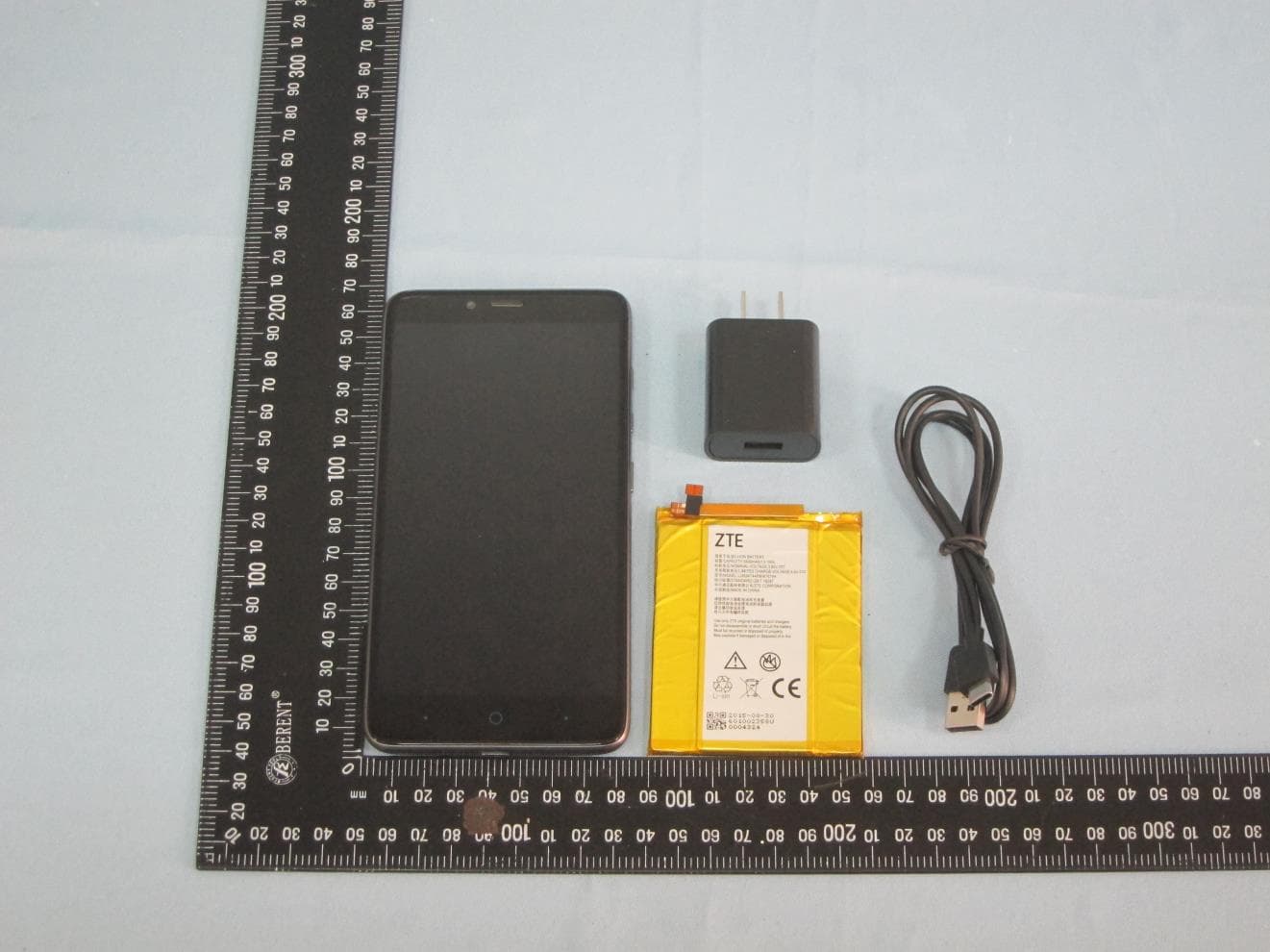 WCDMA/LTE Multi-Mode Digital Mobile Phone - FCC ID SRQ-Z962BL - ZTE Corporation (5)