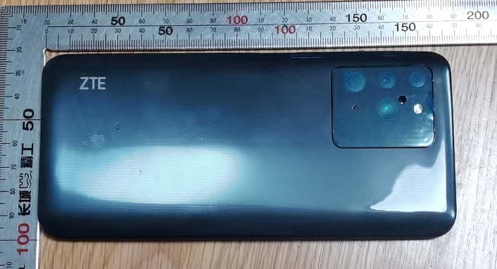 WCDMA/LTE Multi-mode Digital Mobile Phone with Bluetooth, WiFi and GSM - FCC ID SRQ-ZTE9030 - ZTE Corporation (5)