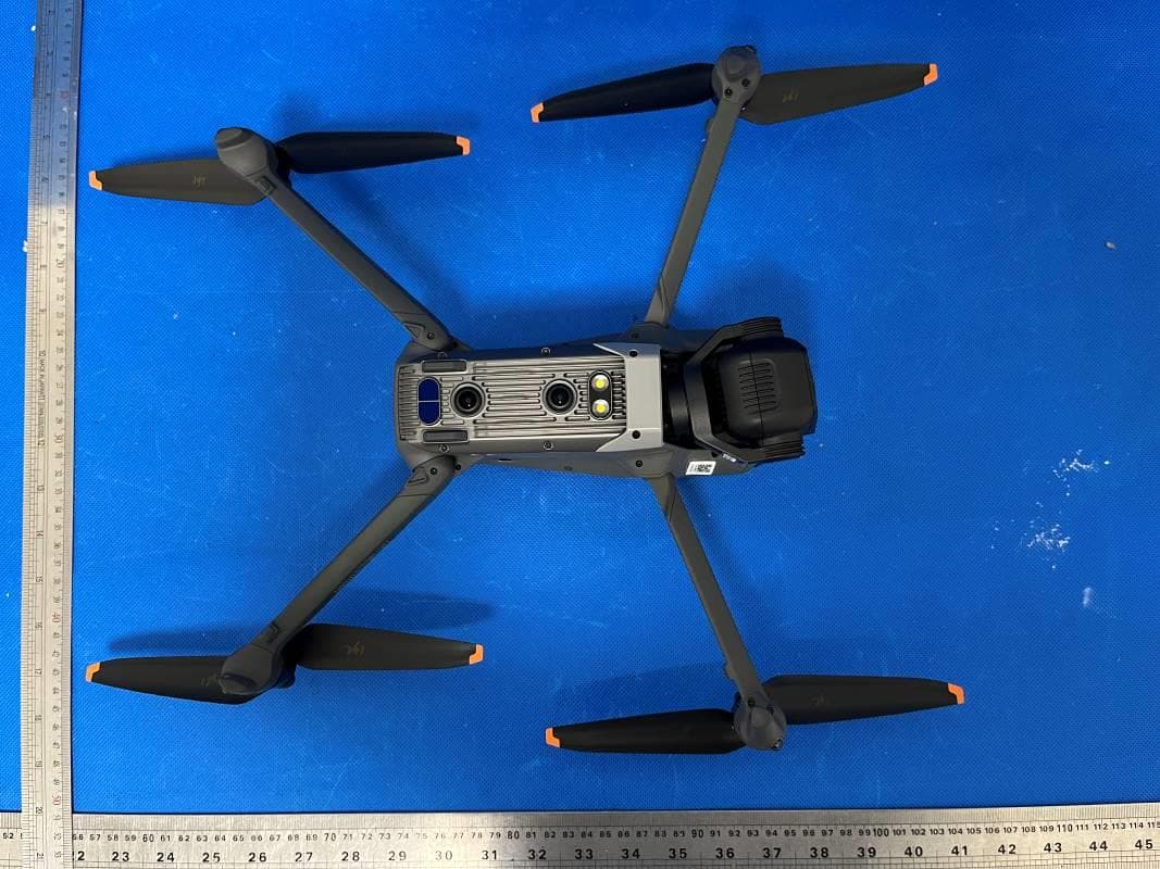 DJI Mavic 3 Pro, DJI Mavic 3 Pro Cine - FCC ID SS3-L2ES2212 - SZ DJI TECHNOLOGY CO., LTD (3)