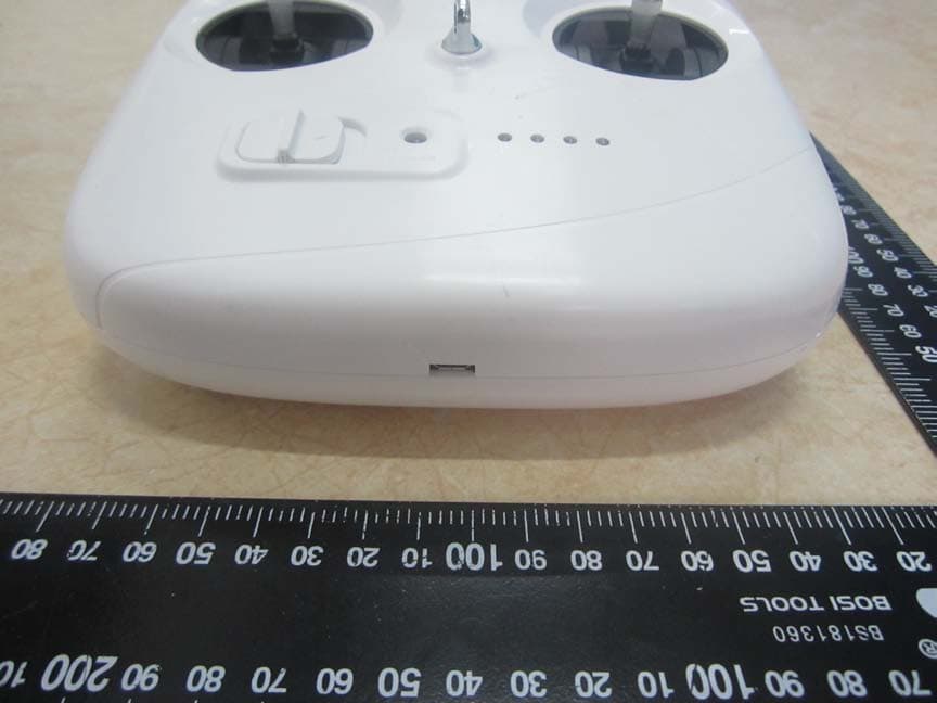 Remote Control - FCC ID SS3-WM300U58G - SZ DJI TECHNOLOGY CO., LTD (4)