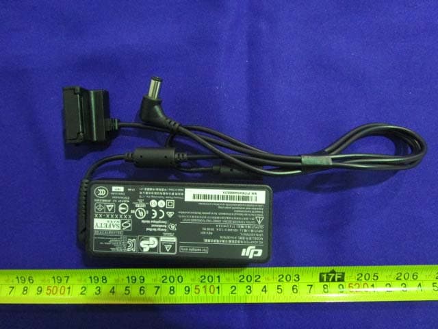 Phantom 3 Advanced - FCC ID SS3-WM3221503 - SZ DJI TECHNOLOGY CO., LTD (2)