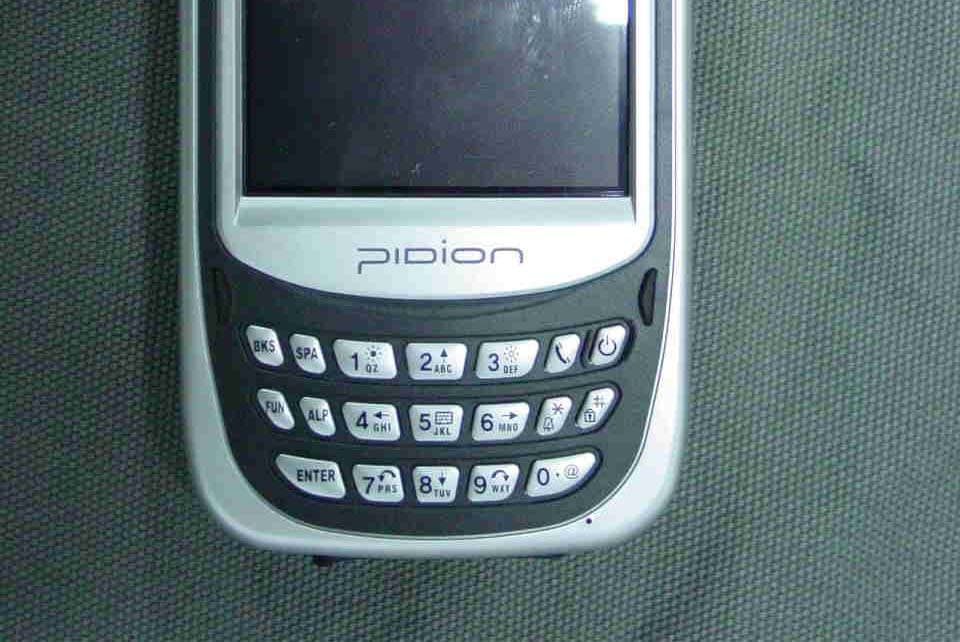 INDUSTRIAL PDA with Bluetooth and WLAN 802.11b - FCC ID SS4BIP5X00 - BLUEBIRD INC.