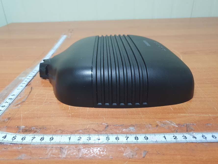 It supports Plug and Plug function which is powered by a USB port or LAN port on the Host PC. When the RFID tag is placed on the device, the information in the tag sent to the Host PC. - FCC ID SS4FR900 - BLUEBIRD INC. (3)