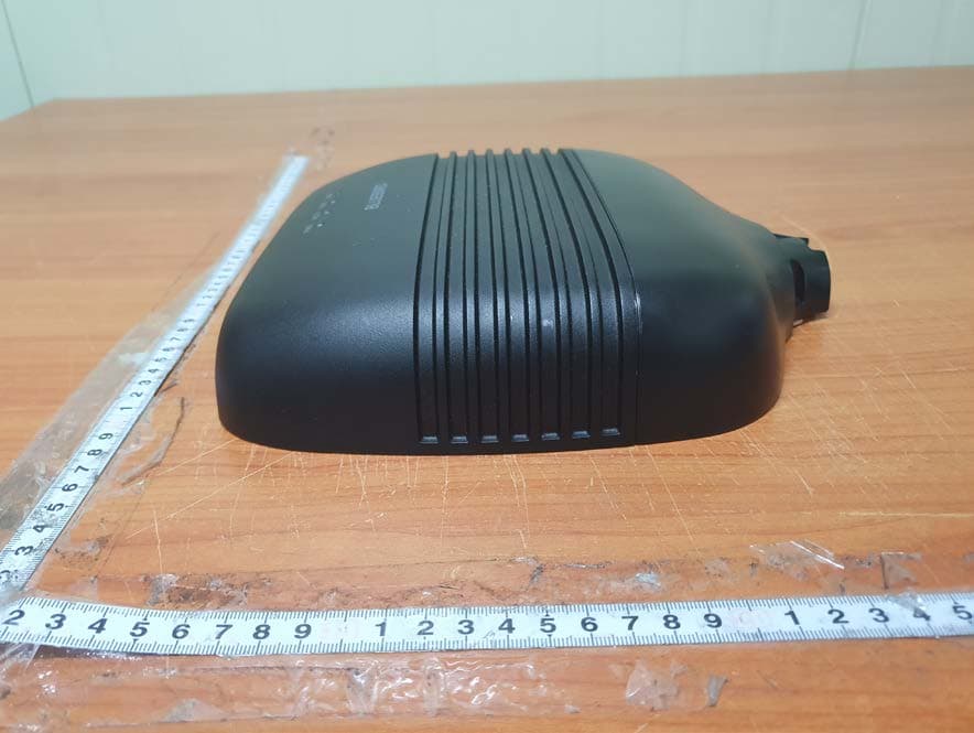It supports Plug and Plug function which is powered by a USB port or LAN port on the Host PC. When the RFID tag is placed on the device, the information in the tag sent to the Host PC. - FCC ID SS4FR900 - BLUEBIRD INC.
