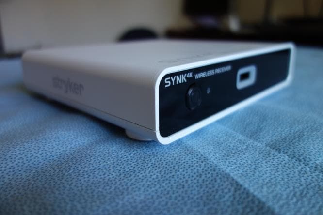 SYNK 4K Wireless Transmitter - FCC ID SSH-SYNK4KTX - Stryker Endoscopy (2)