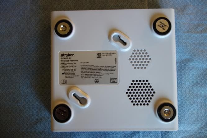SYNK 4K Wireless Transmitter - FCC ID SSH-SYNK4KTX - Stryker Endoscopy
