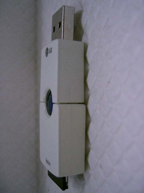 LG USB Drive - FCC ID SSNLGHUD - LG Electronics Inc. (2)
