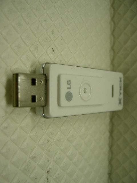 LG USB Drive - FCC ID SSNUBIU - LG Electronics Inc. (2)