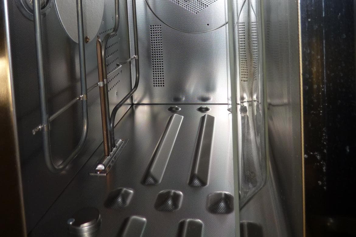 Microwave Convection Oven - FCC ID SSVSKM4801 - Miele & Cie. KG (2)