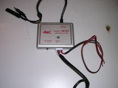 Stereo FM Modulator - FCC ID SSX-FM300S - UBUY Industrial Corporation (2)