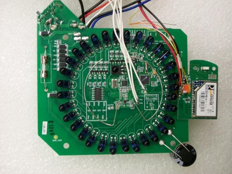 2.4GHz DTS TRANSMITTER MODULE CEN-8B - FCC ID ST2-CEN8B - Centrak, Inc.