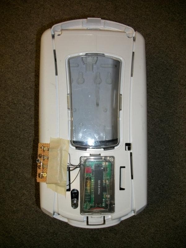 Hand Sanitizer i-DIM-GO LTX IT-373LTX - FCC ID ST2-IT373LTX - Centrak, Inc.