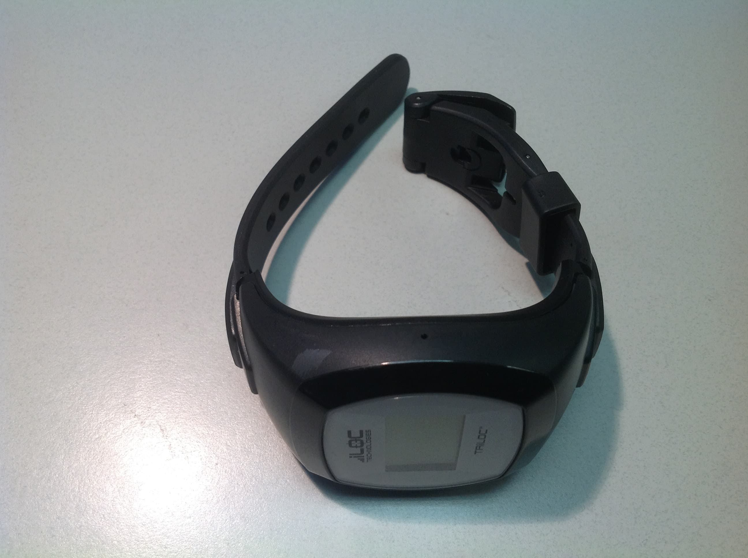 TRiLOC GPS Locator - FCC ID ST8TRILOC01 - SafeTracks GPS Canada Inc. (2)