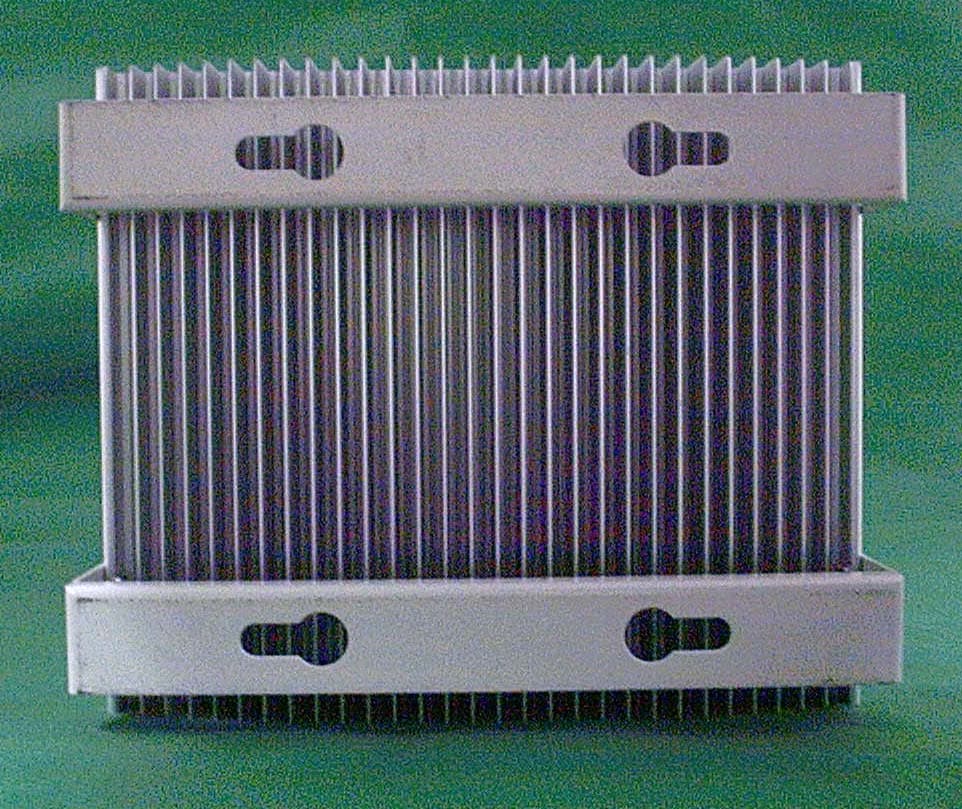 NOTCHCELL Repeater - FCC ID STENRPCS10A - R-tron Inc.
