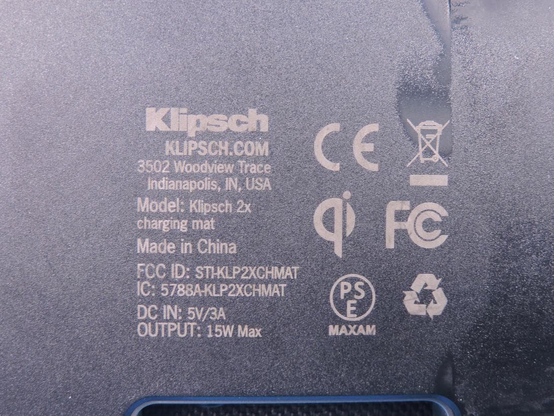 Wireless  charging mat - FCC ID STI-KLP2XCHMAT - Klipsch Group, Inc.