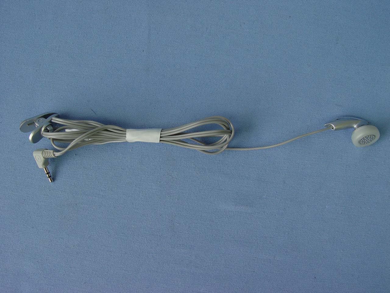 Hands-Free Anywhere - FCC ID STMMV900V10122004 - mVox Electronics Inc.