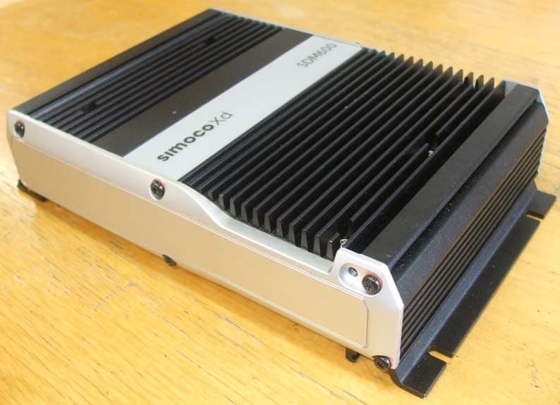 LANDMOBILE VHF TRANSCEIVER - FCC ID STZSDM600AC - Simoco Wireless Solutions Pty Ltd (1)
