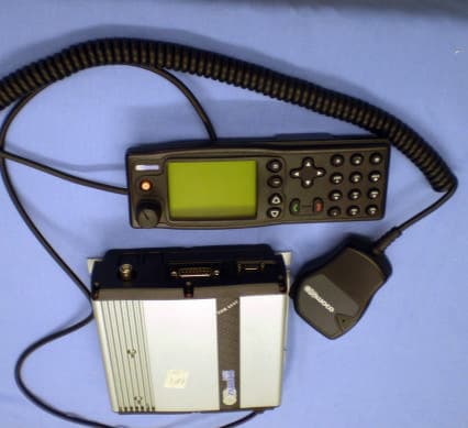UHF MOBILE TRANSCEIVER - FCC ID STZSRM9000TU - Simoco Wireless Solutions Pty Ltd