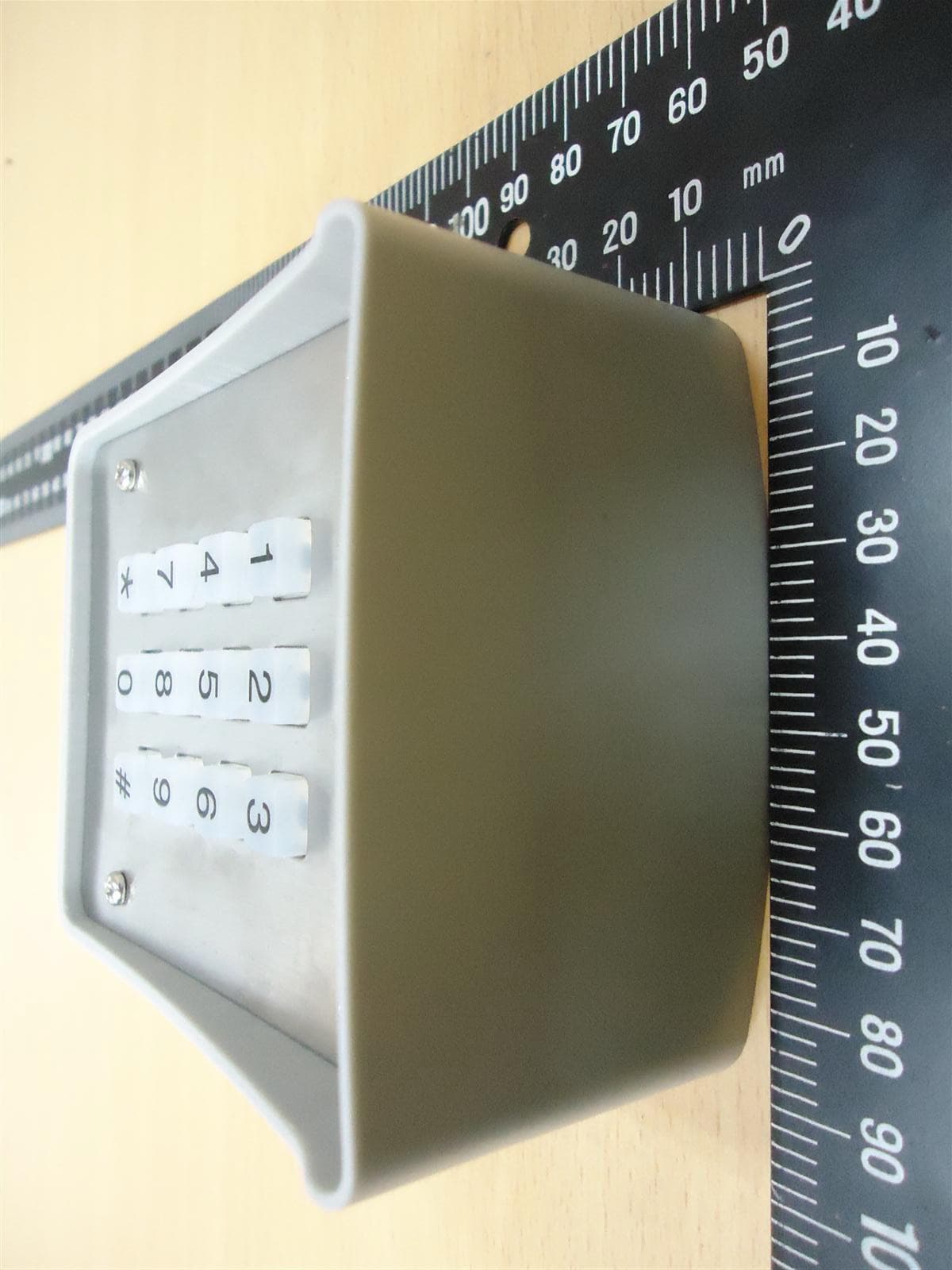 Remote Controller - FCC ID SU7DOL318LI4SQ - Controlled Entry Distributors, Inc. (5)