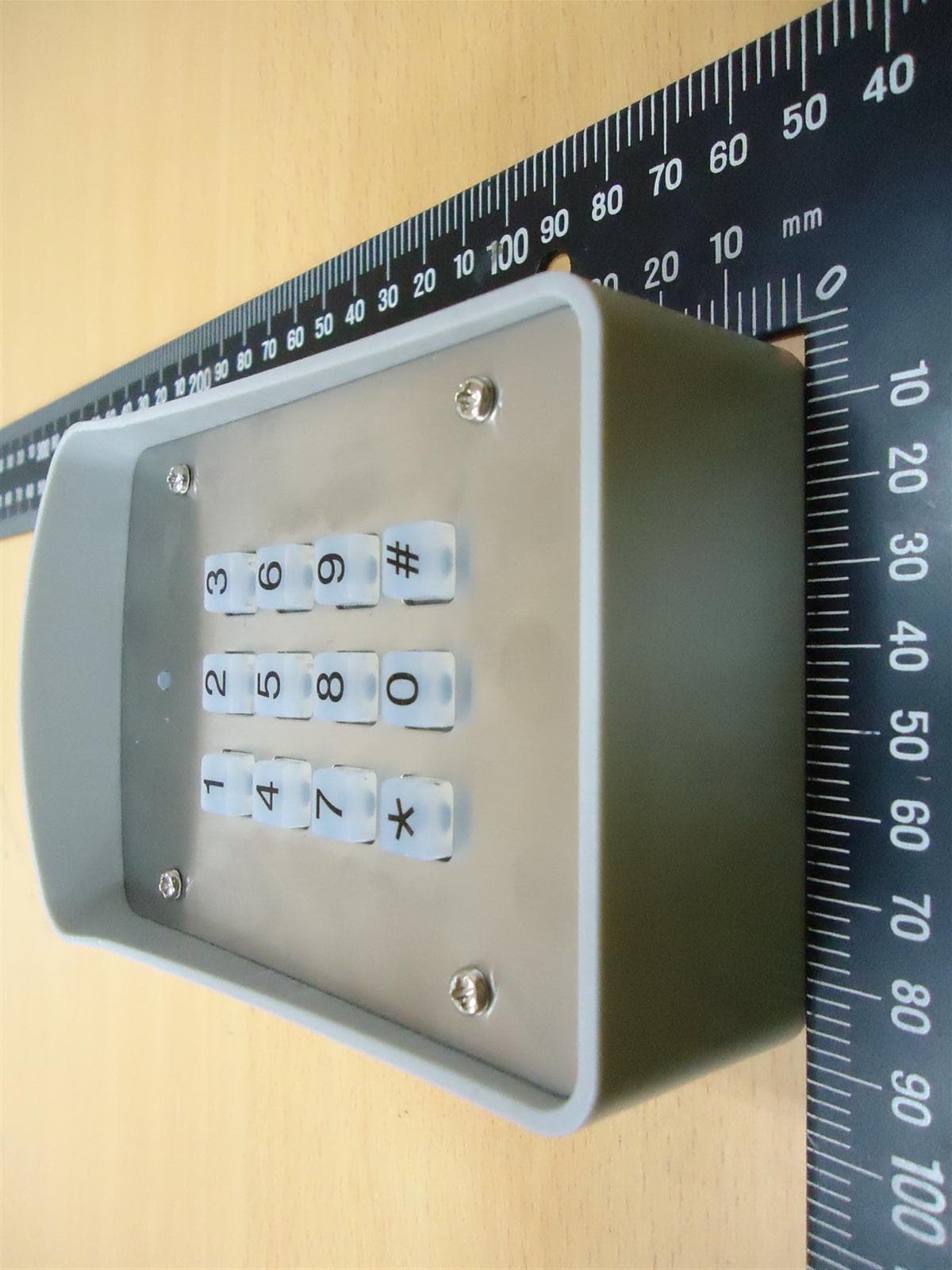 Remote Controller - FCC ID SU7DOL318LI4SQ - Controlled Entry Distributors, Inc. (2)