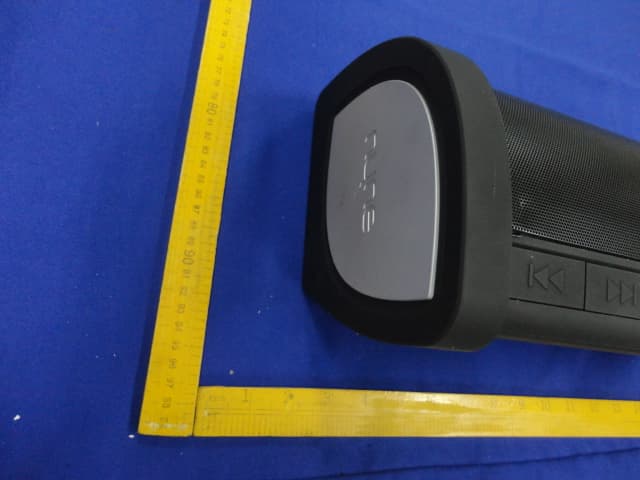 Bluetooth speaker - FCC ID SV9-NYNEBASS - Dong guan Synst Electronics.Co.,Ltd (3)