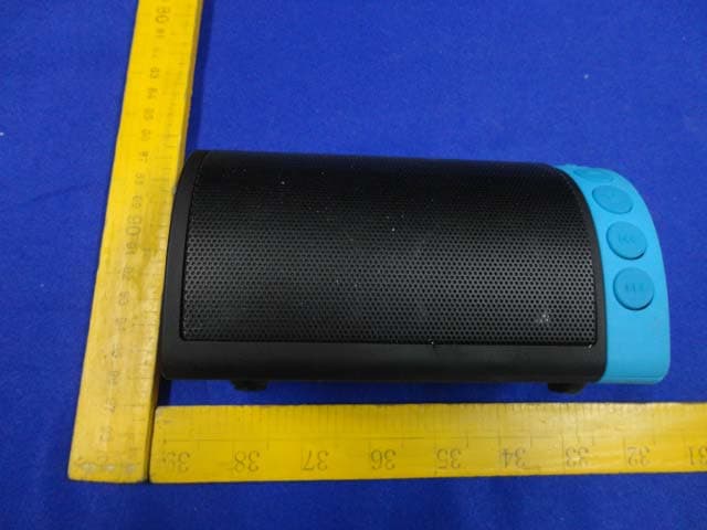 Bluetooth speaker - FCC ID SV9-NYNESRUIS - Dong guan Synst Electronics.Co.,Ltd