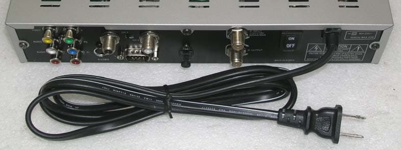 Digital Satellite Receiver - FCC ID SVM-ARIZA800S - Global Technologies Inc.