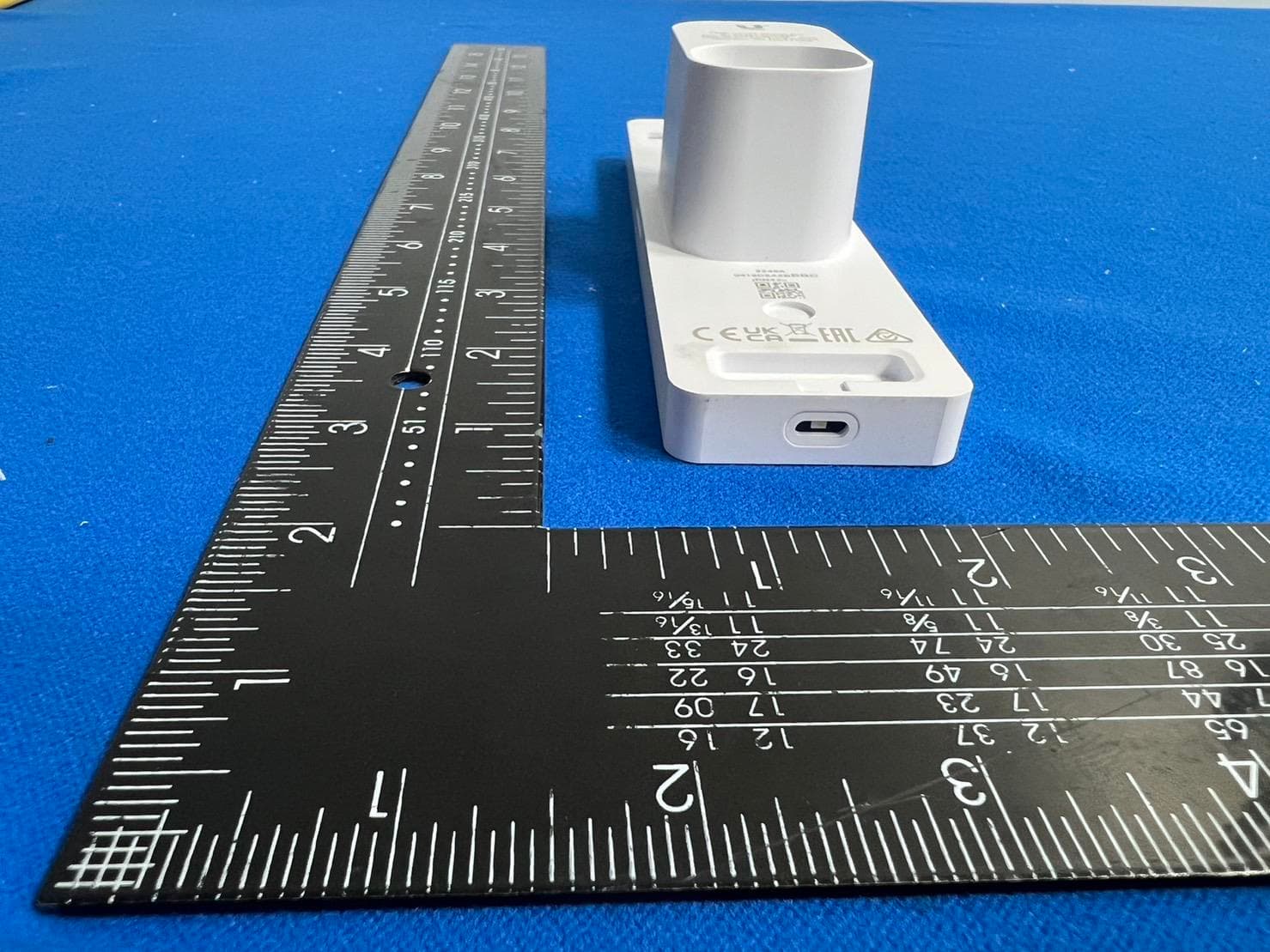 UniFi Access Reader G2 Pro - FCC ID SWX-UAG2P - Ubiquiti Inc. (3)